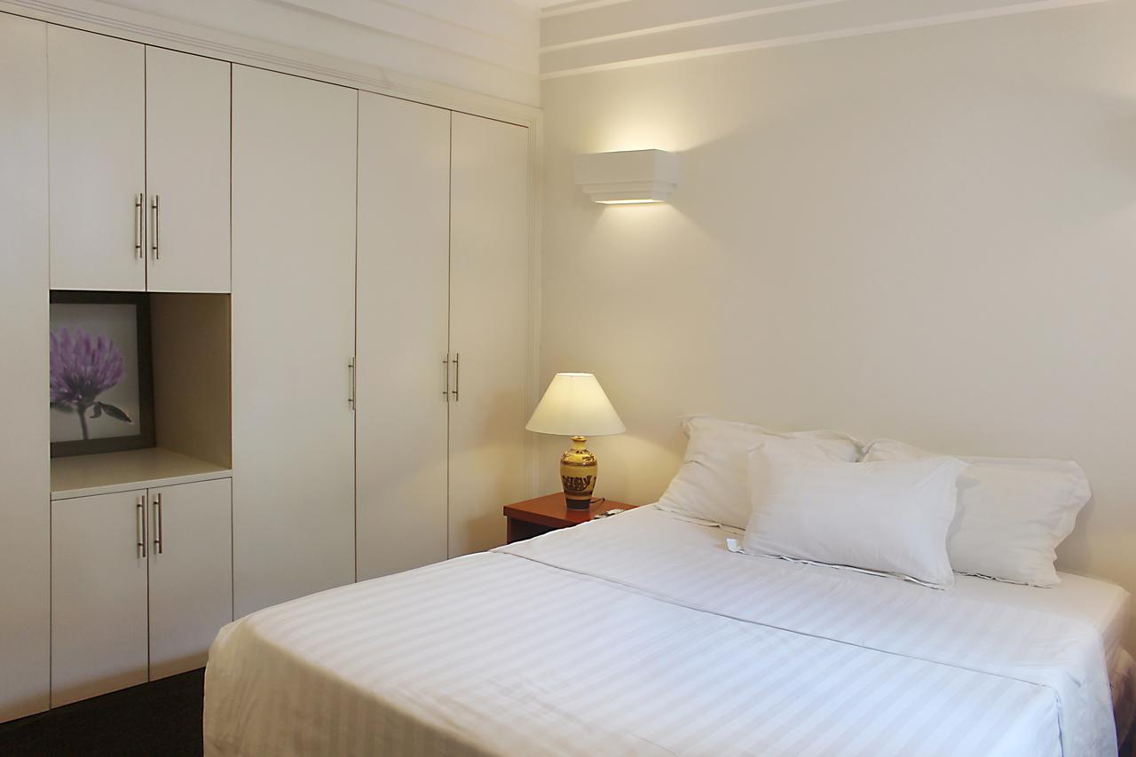 Downtown Retro Serviced Apartment Хошимин Экстерьер фото