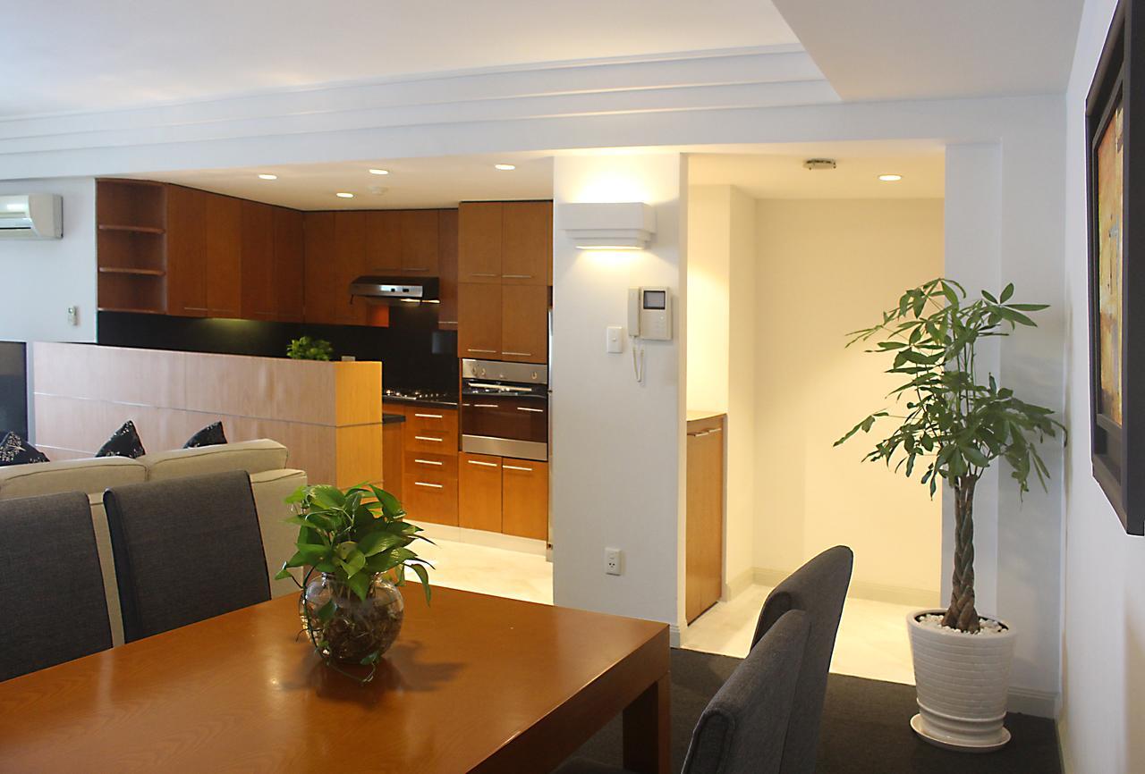 Downtown Retro Serviced Apartment Хошимин Экстерьер фото