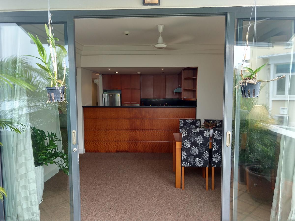 Downtown Retro Serviced Apartment Хошимин Экстерьер фото