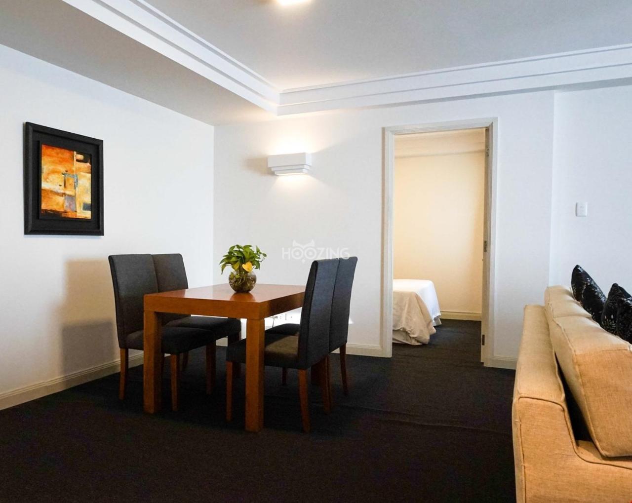 Downtown Retro Serviced Apartment Хошимин Экстерьер фото